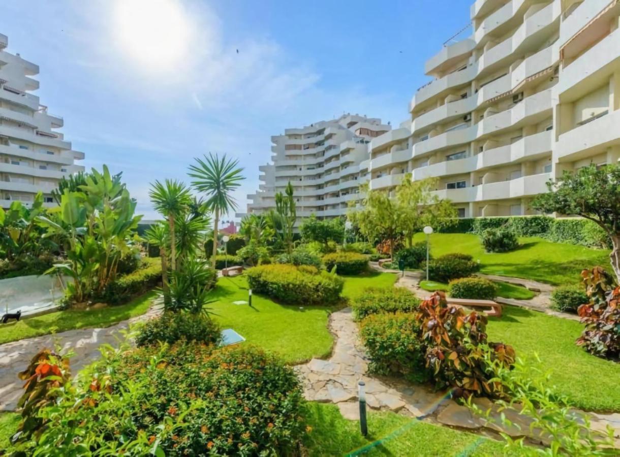 Apartamentos Benalbeach Бенальмадена Экстерьер фото